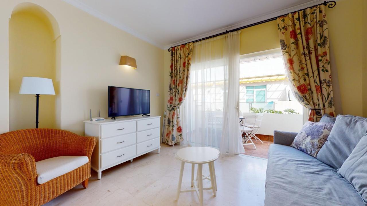 Schoene Wohnung Direkt Am Meer Mit Meerblick, Wlan Пуерто де Мохан Екстериор снимка